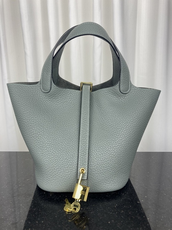 Hermes Handbags 139